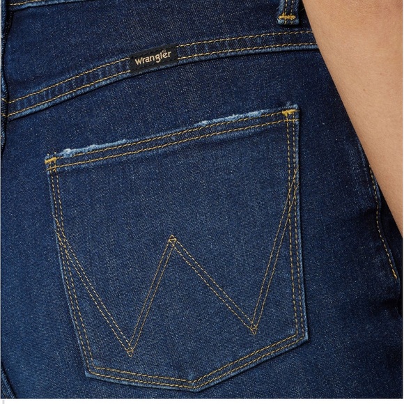 Wrangler High Rise Straight-Leg Jeans size 4 - Picture 4 of 10